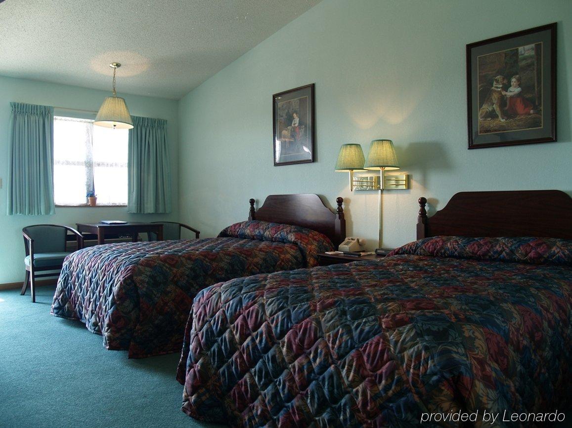 Pinemark Inn Suites Events Saint Clair Room photo